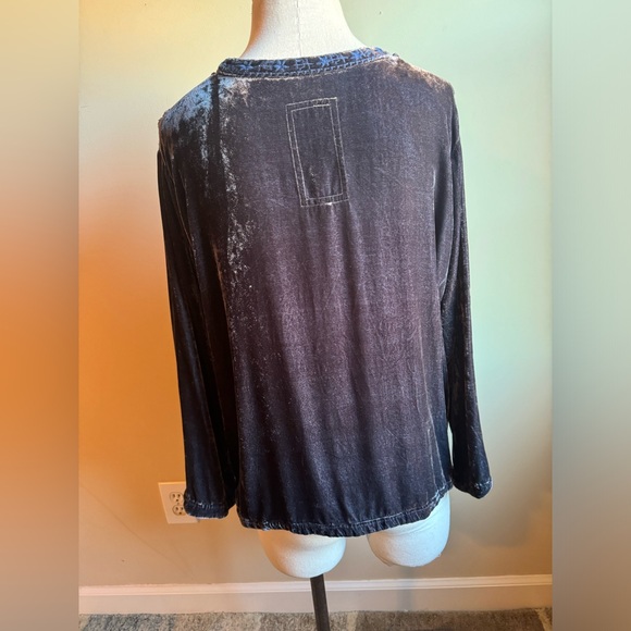 Johnny Was Storm Grey Silk Velvet Button Up Blouse - Picture 4 of 6